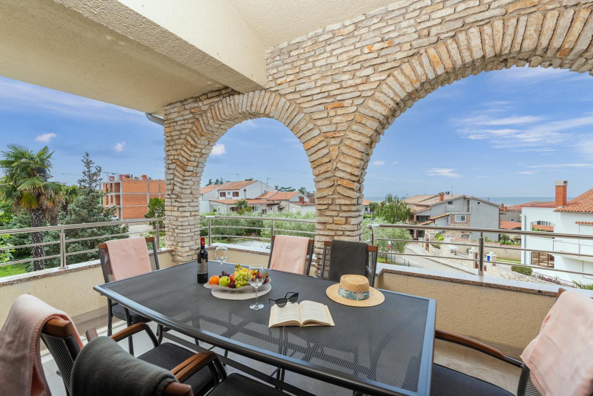 Apartments Marizela Poreč Exterior foto